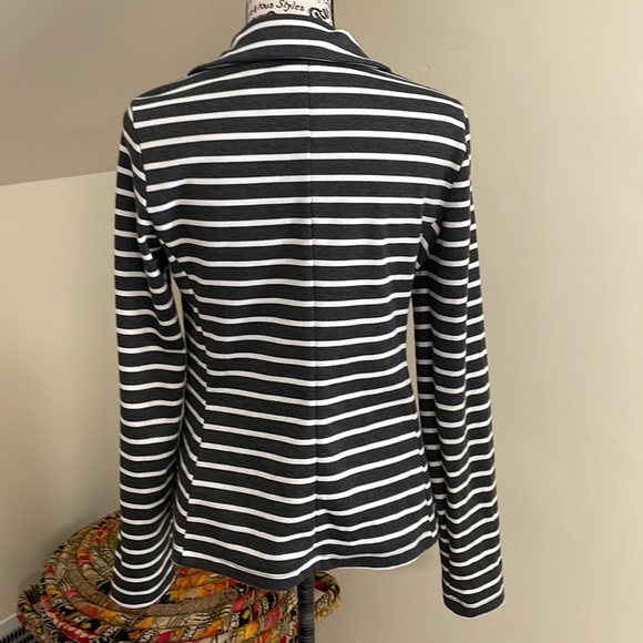 Xhilaration Charcoal Grey and White Stripe Casual Open Front Blazer EUC SZ M - Picture 5 of 9